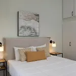 Lägenhet Elia Syros Vári