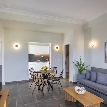Apartamento Elia Syros Vári