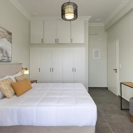 Elia Syros Lejlighed *